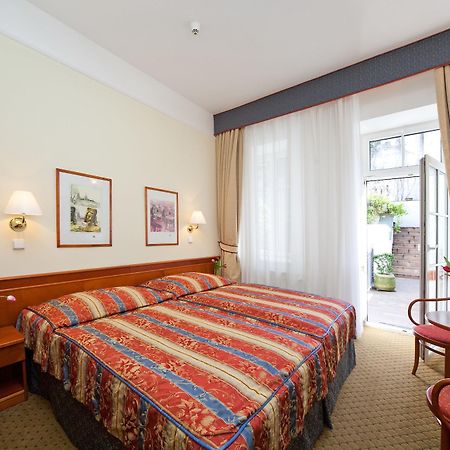 Boutique Hotel 16 Prague Exterior photo