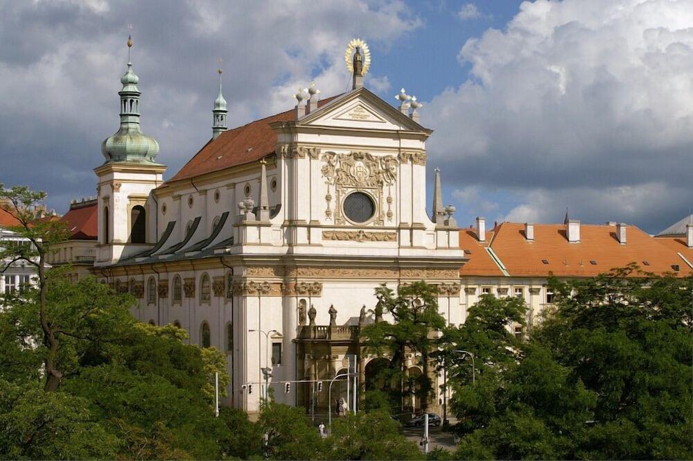 Boutique Hotel 16 Prague Exterior photo