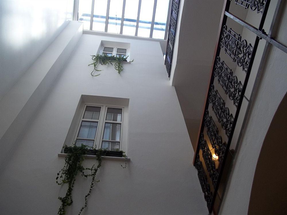 Boutique Hotel 16 Prague Exterior photo