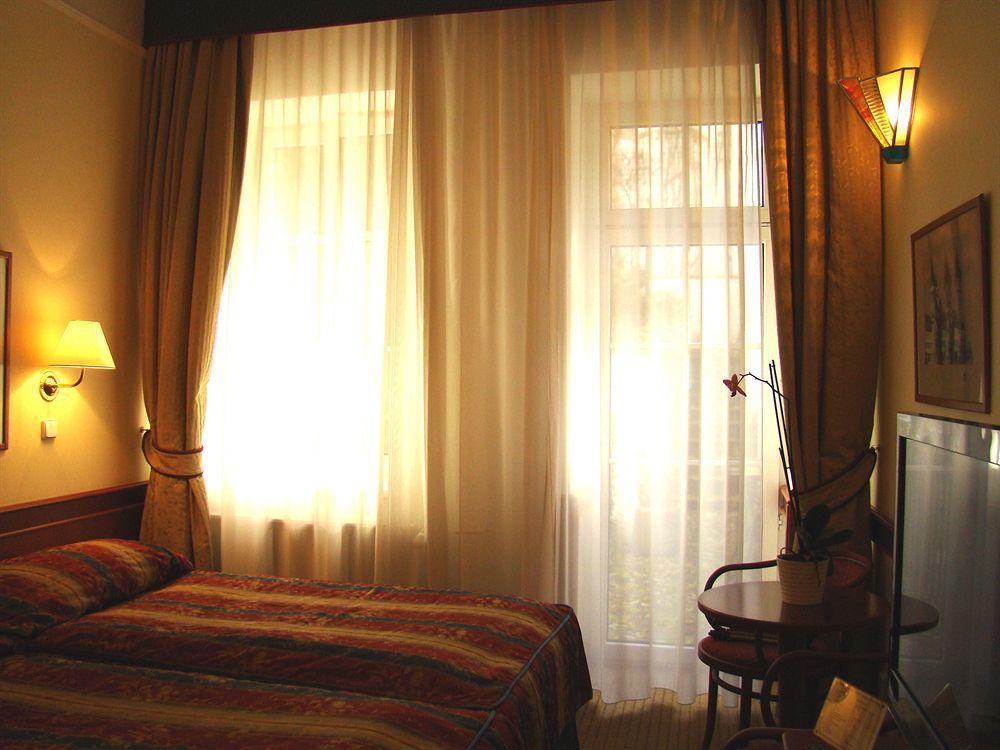 Boutique Hotel 16 Prague Exterior photo