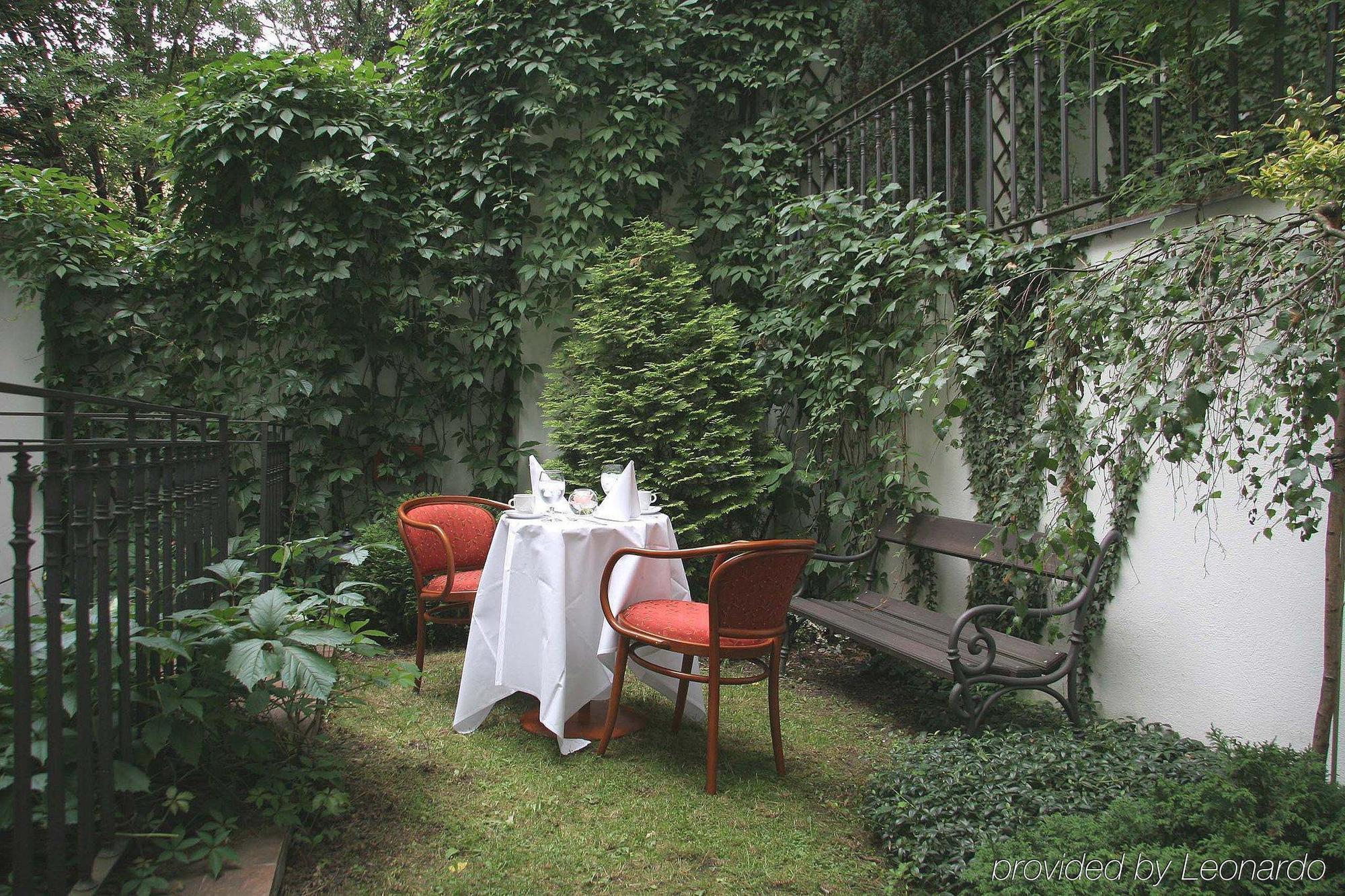 Boutique Hotel 16 Prague Exterior photo
