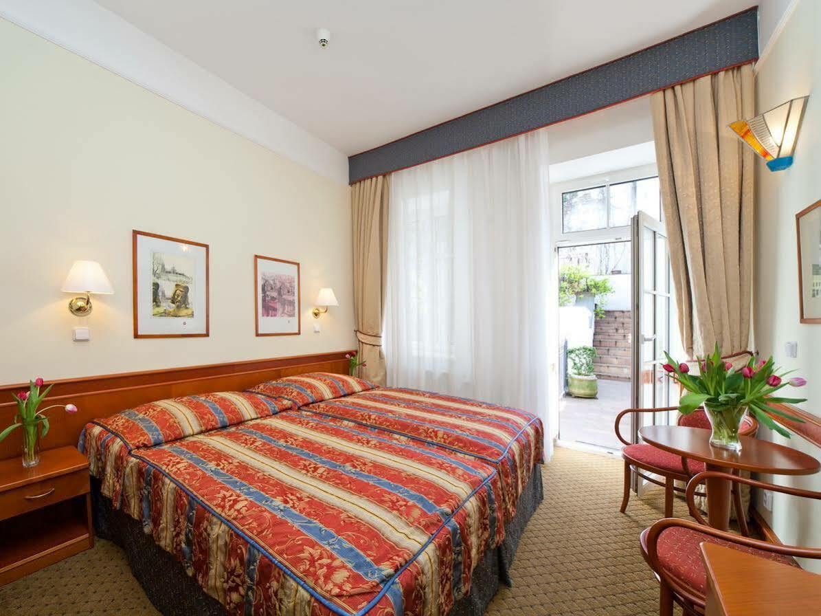 Boutique Hotel 16 Prague Exterior photo