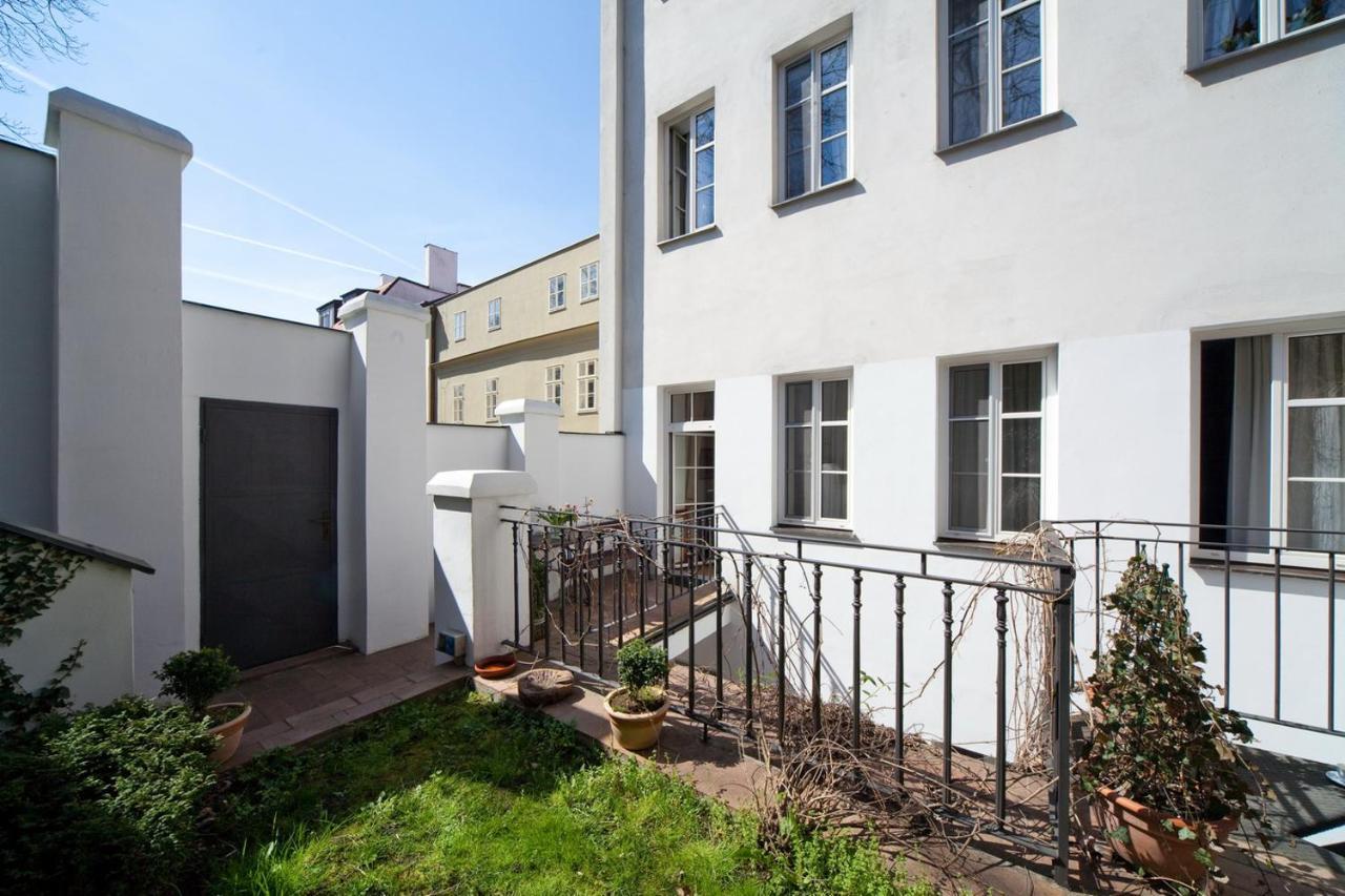 Boutique Hotel 16 Prague Exterior photo